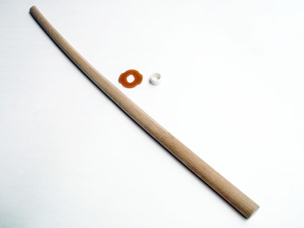 Bokken blanco de roble con tsuba, calidad de Japón, 101 cms.