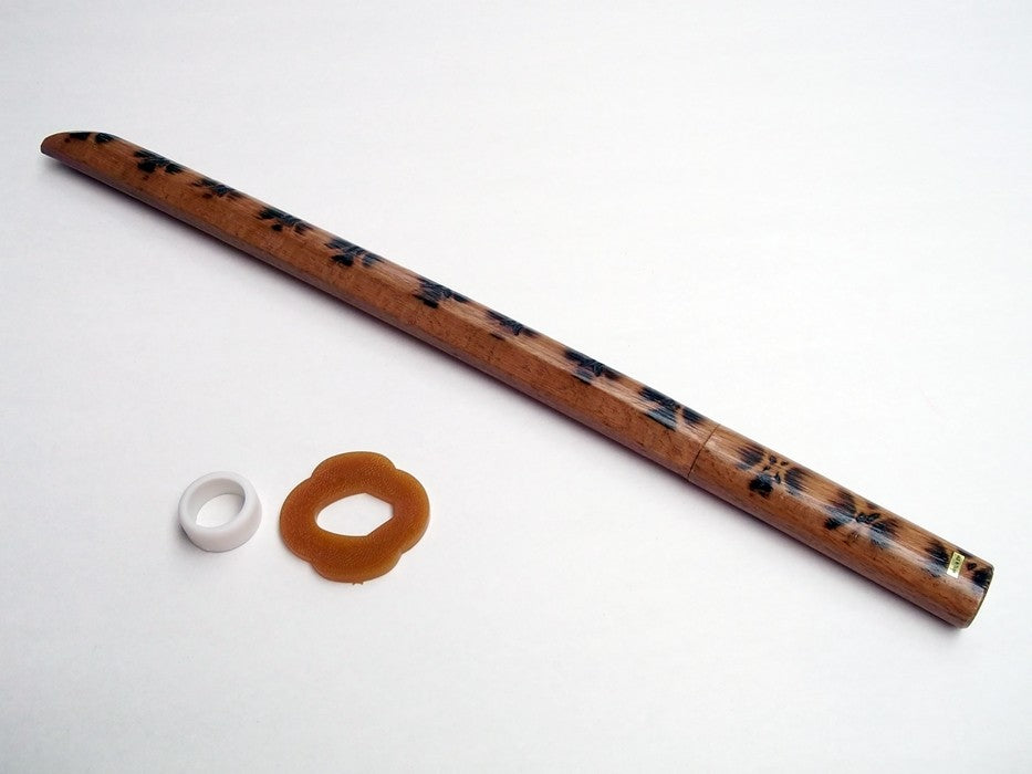 Katana corta de madera