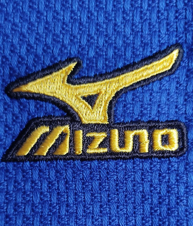 Judogi Mizuno Yusho azul homologado IJF.