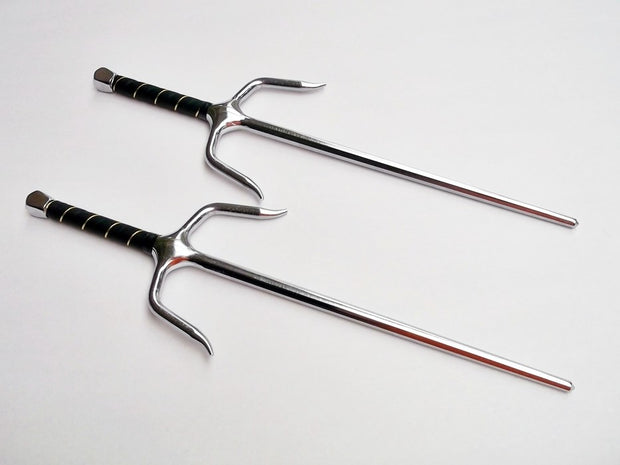 Sais hexagonales de acero cromado 49cm.