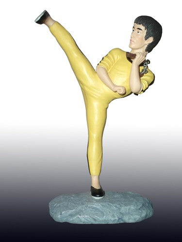 Figura Bruce Lee de poliresina. Medidas: 18.5x12 cm