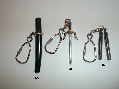 Llavero katana sai nunchaku