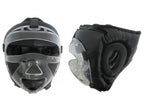 Casco con máscara transparente desmontable.